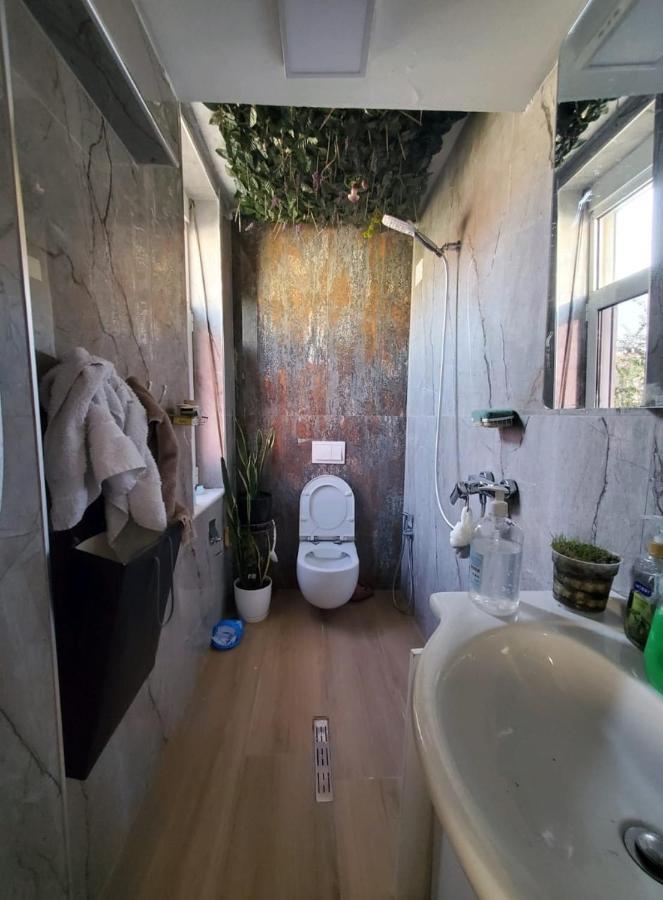 Apartamenti8 Korca Ngoại thất bức ảnh